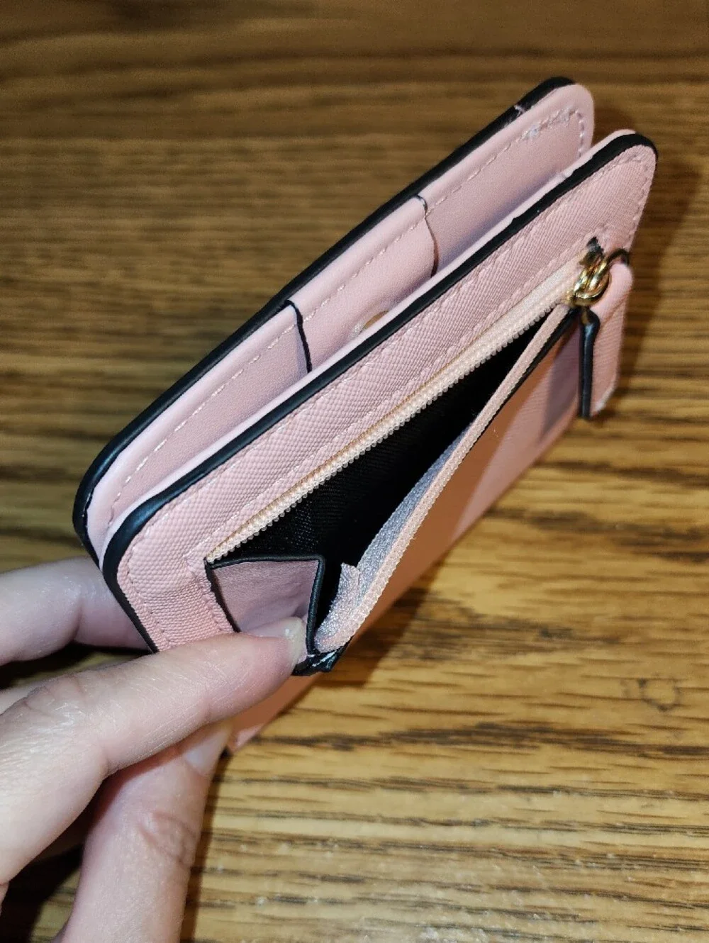Compact Wallet - Picture 3 of 8